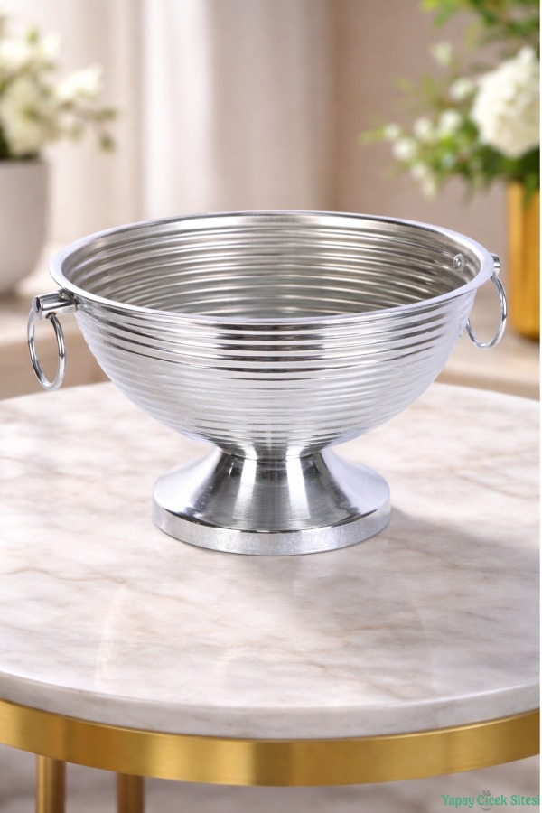 Metal Çizgili Küpeli Vazo 17 cm Gümüş - 1