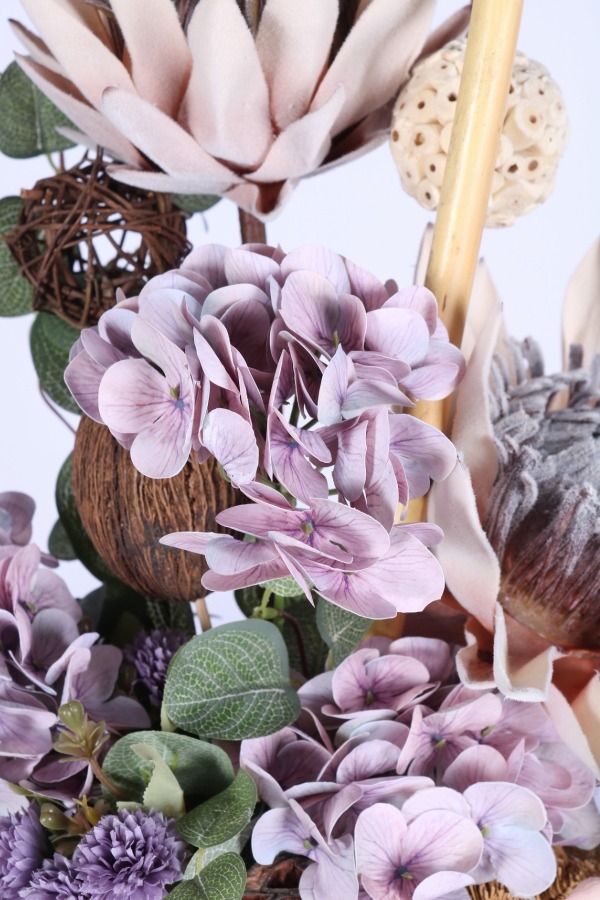 Metal Vazoda Premium Yapay Çiçek Aranjmanı Model 8 - 2