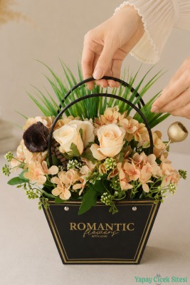 Yapay Çiçekli Romantic Çantalı Aranjman Model 43 - Yapay Çiçek Sitesi