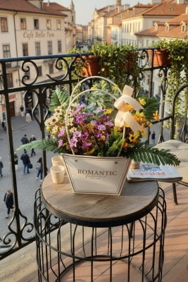 Yapay Çiçekli Romantic Çantalı Aranjman Model 28 - 5