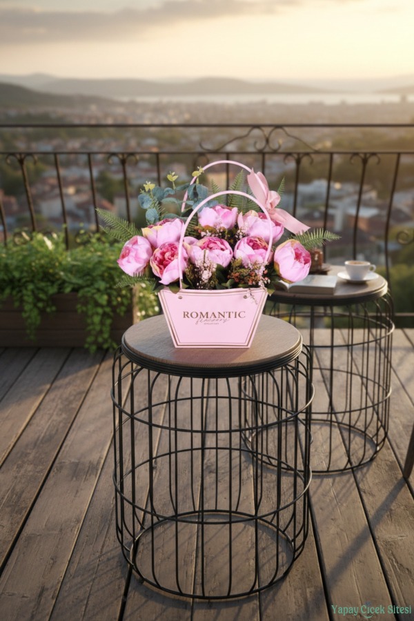 Yapay Çiçekli Romantic Çantalı Aranjman Model 32 - 5