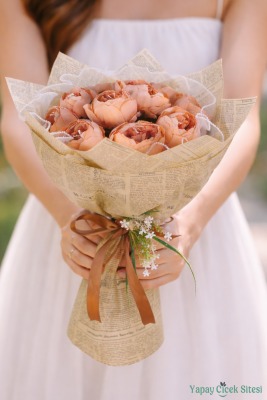 Yapay Kız İsteme Çiçeği Özel Gün Buketi 10 Şakayık Güllü Model 16 - Yapay Çiçek Sitesi