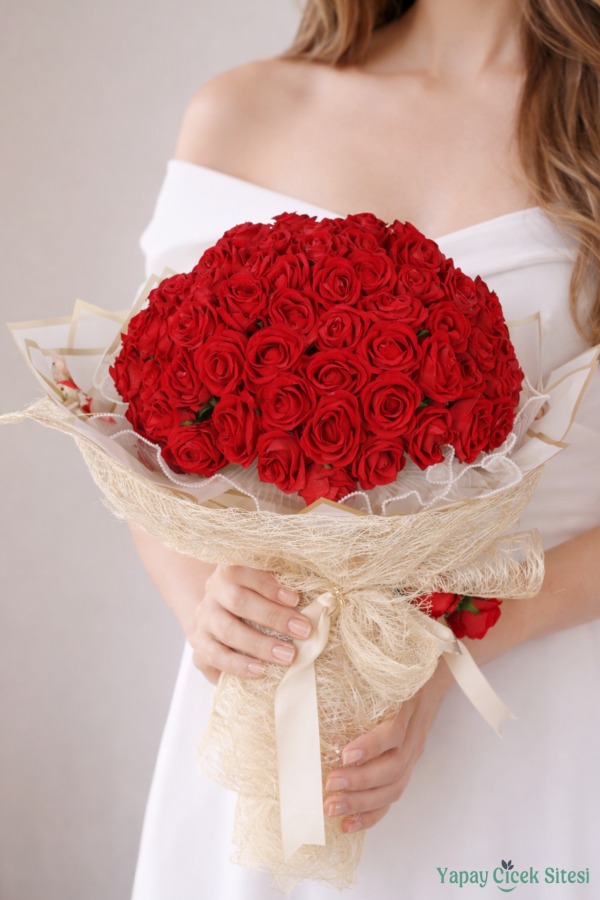 Yapay Kız İsteme Çiçeği Özel Gün Buketi 101 Güllü Model 11 - 1
